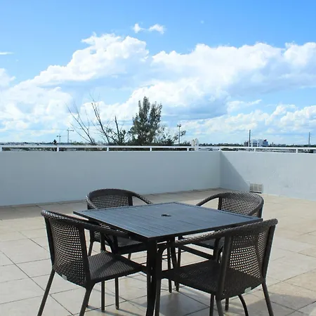 Nuvo Suites Hotel - Miami Doral-2